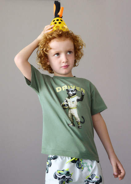 T-shirt driver